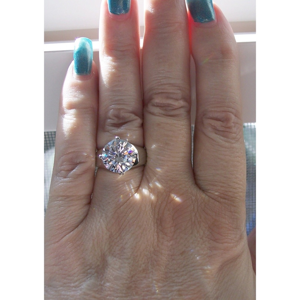 Round Cut Solitaire Cubic Zirconia Band Ring Stainless Steel - Picture 4 of 16